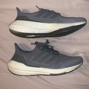 Adidas Ultraboost 23